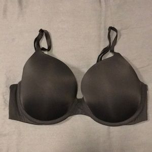 Victoria’s Secret tshirt bra